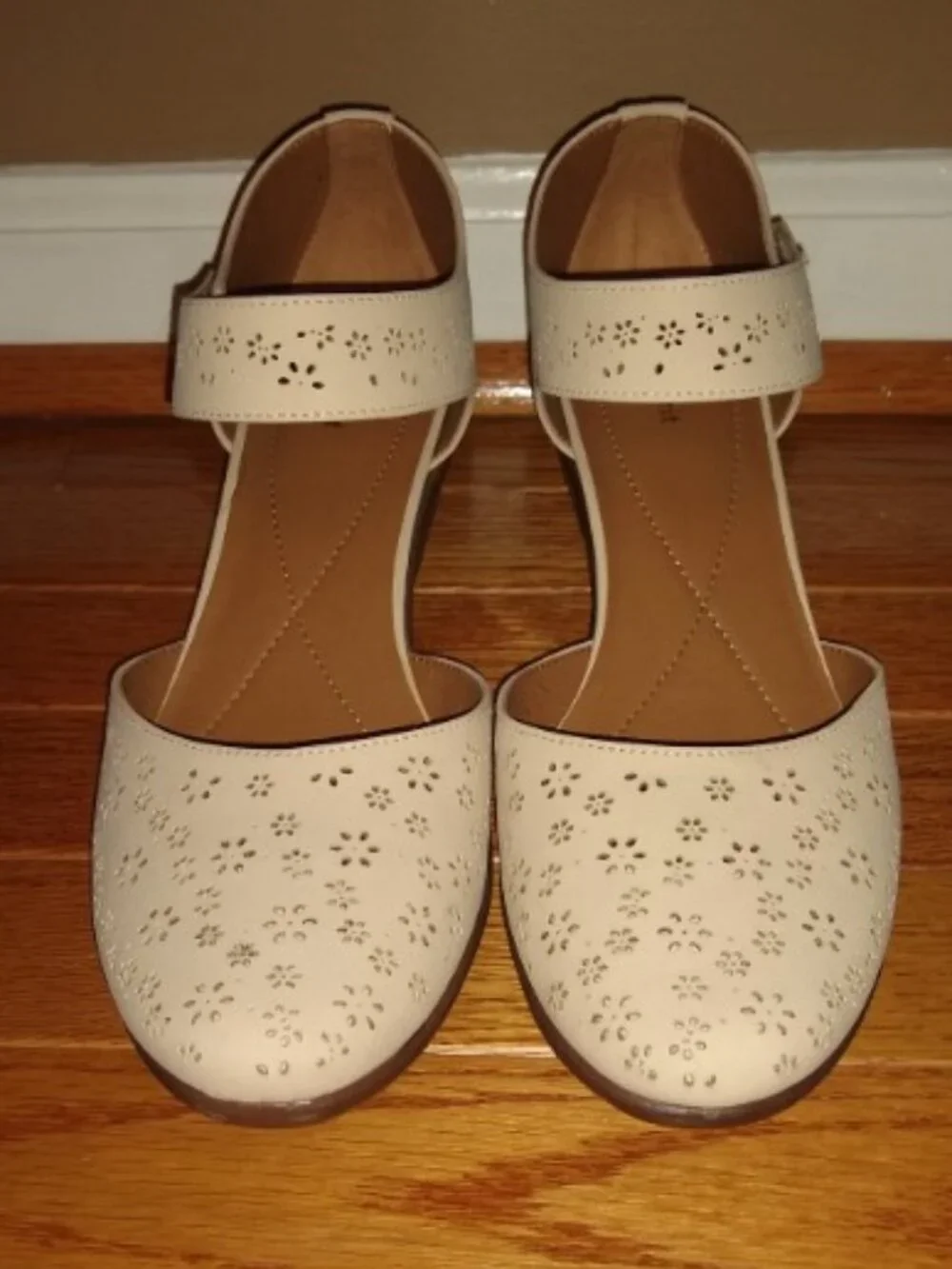 Easy Spirit Mary Janes